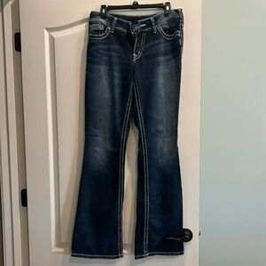 Silver brand Suki bootcut jeans NWOT